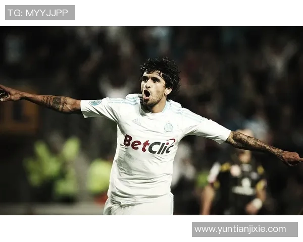 足球明星手表高清壁纸精选展示尽显奢华魅力与运动风范