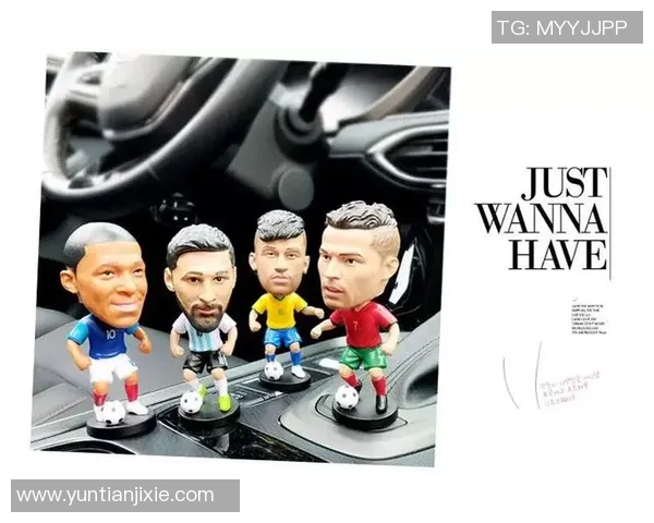 足球明星动漫公仔的魅力探秘与收藏价值分析